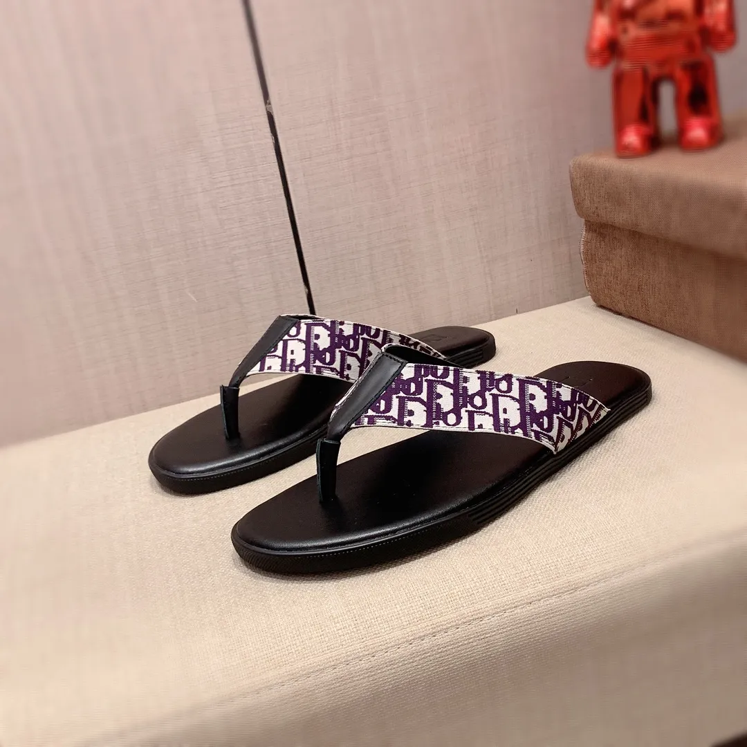 Slippers: New model factory price 220: 🎩🎩🔥🔥《Dior* 》【High·Version】Series of slippers, top purchasing agent🔍🔍Men's 2020 counters are on sale at the same time, imported from Italy, original selected cowhide, exquisite workmanship,), sole: (super comfortable) original factory special supply Original sole, ⚠️Exclusive double-layer movable molded sole, super comfortable⚠️, real shot 🎬The real thing is more beautiful🔍🔍original quality, you can go in and out of the counter at will, 266 positive code 38-44, long-term availability